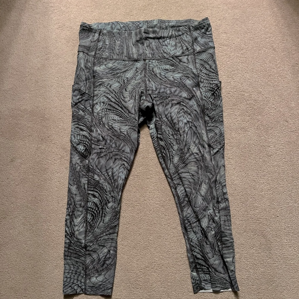 Lululemon Fast and Free Crop 23” Patterned Legging